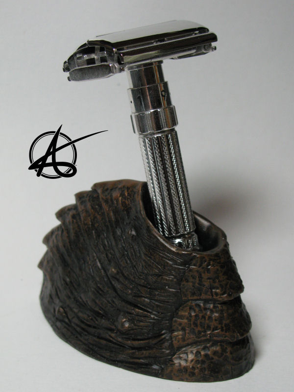 "Razor Dragon" cast urethane razor stand "Ancient Bronze"